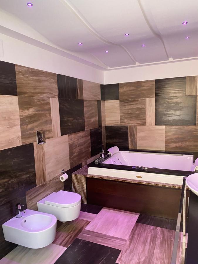 Donna Teresa Hotel เนเปิลส์ ภายนอก รูปภาพ