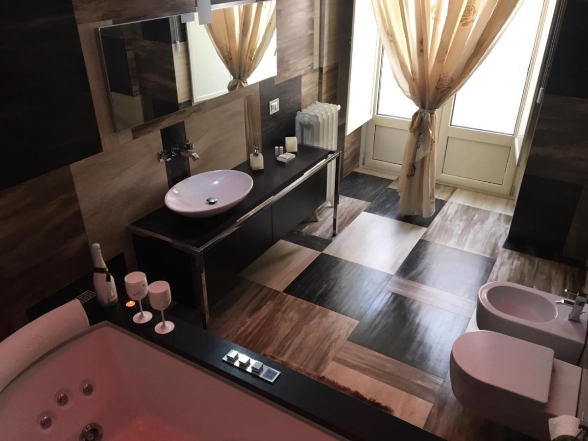 Donna Teresa Hotel เนเปิลส์ ภายนอก รูปภาพ