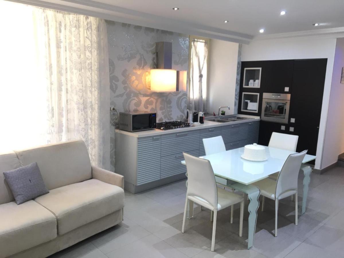 Donna Teresa Hotel เนเปิลส์ ภายนอก รูปภาพ