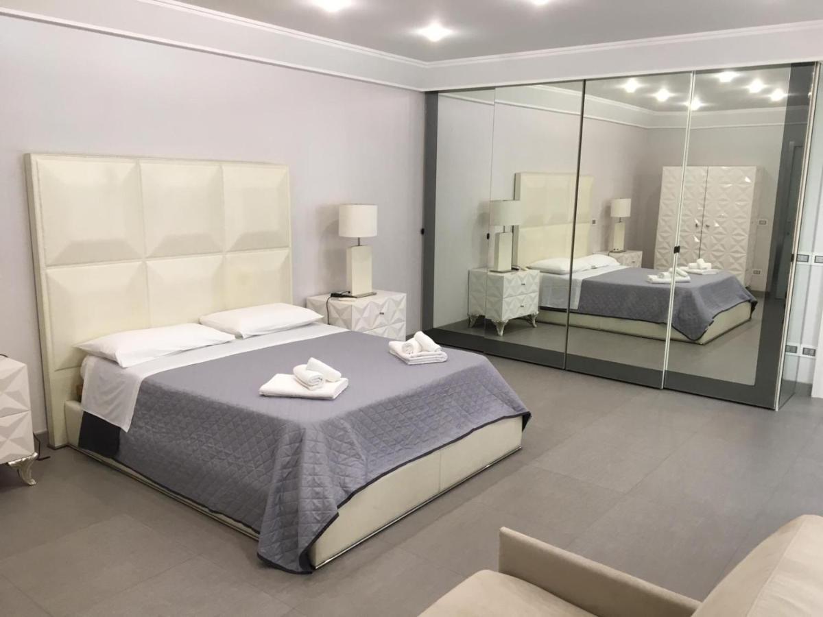 Donna Teresa Hotel เนเปิลส์ ภายนอก รูปภาพ