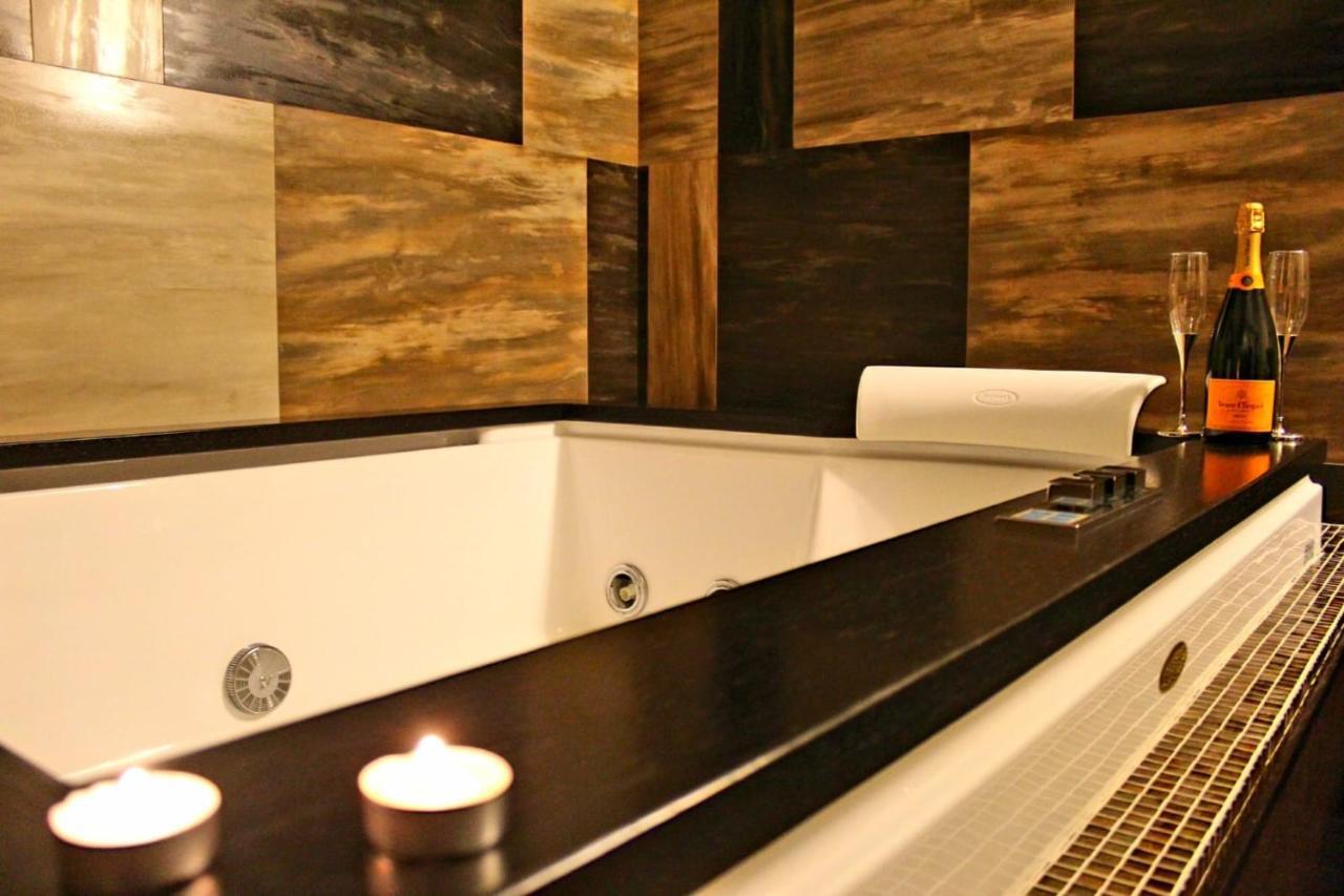 Donna Teresa Hotel เนเปิลส์ ภายนอก รูปภาพ